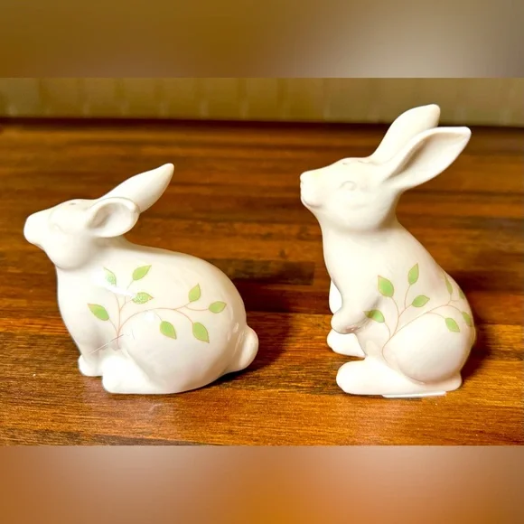 NWOB Lenox Butterfly Meadow Porcelain Salt and Pepper Rabbit Set of Two - Picture 2 of 6